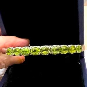 Hebei peridot buckle bangle bracelet in stainless steel